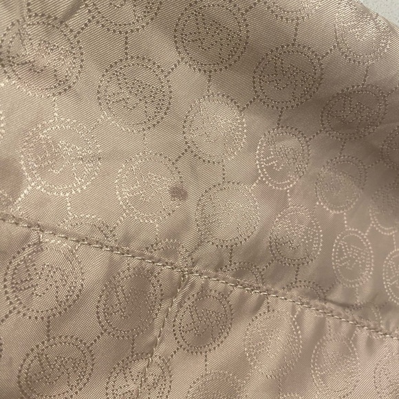 MICHAEL Michael Kors Tan Shoulder Bag - Picture 9 of 11